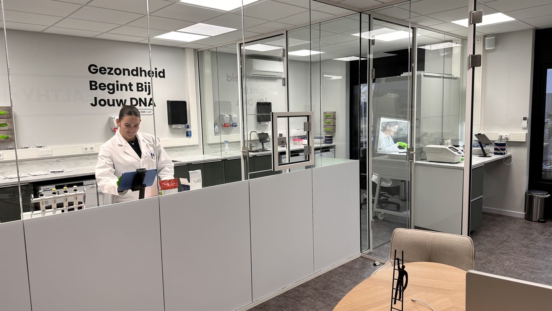 Goffin&rsquo;s own diagnostics laboratory: a specialist at the glass-walled bench.