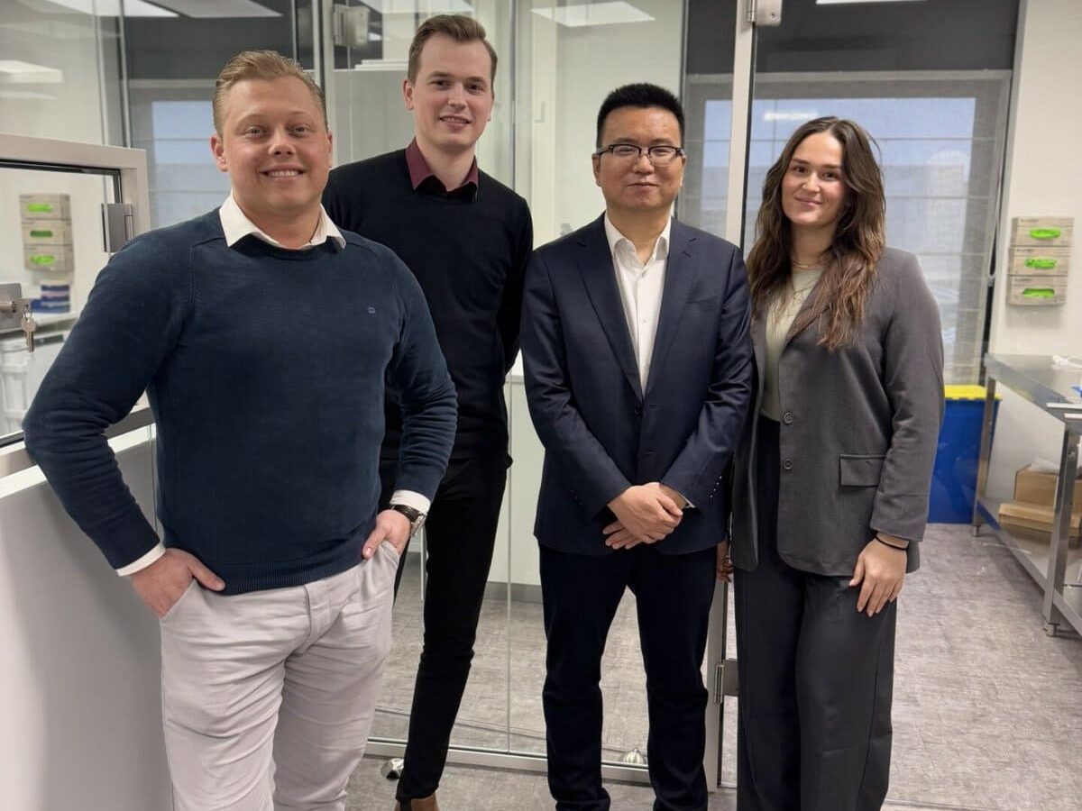 Enhancing Expertise: Galaxy Lite Training with Igenesis